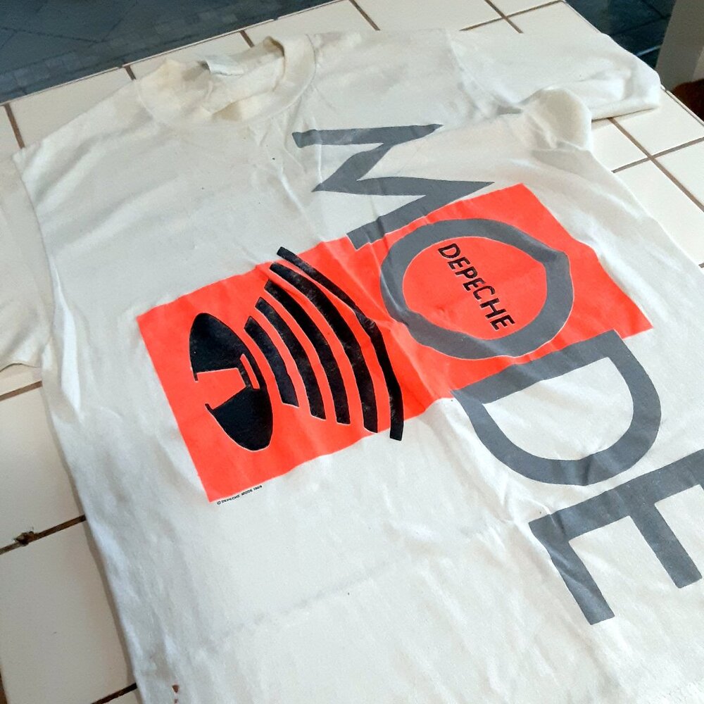 DEPECHE MODE Vintage Original  Collectible T-Shirt 1988 World Tour 1987 - 1988